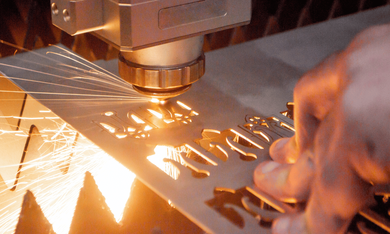 Laserschneiden von Metall